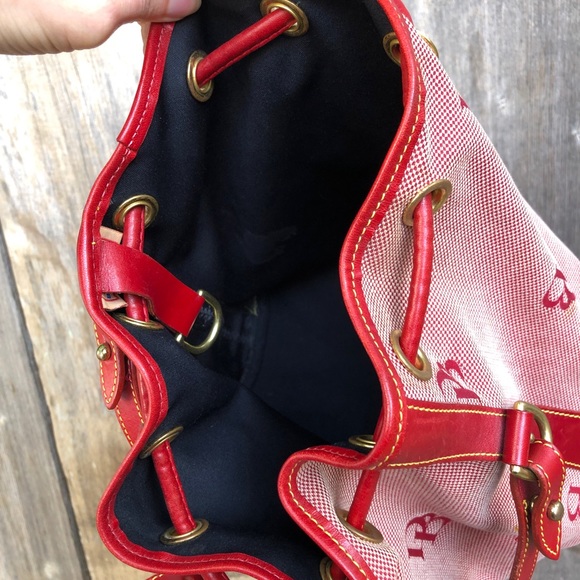 VTG Dooney & Bourke red drawstring bucket bag - Picture 5 of 8